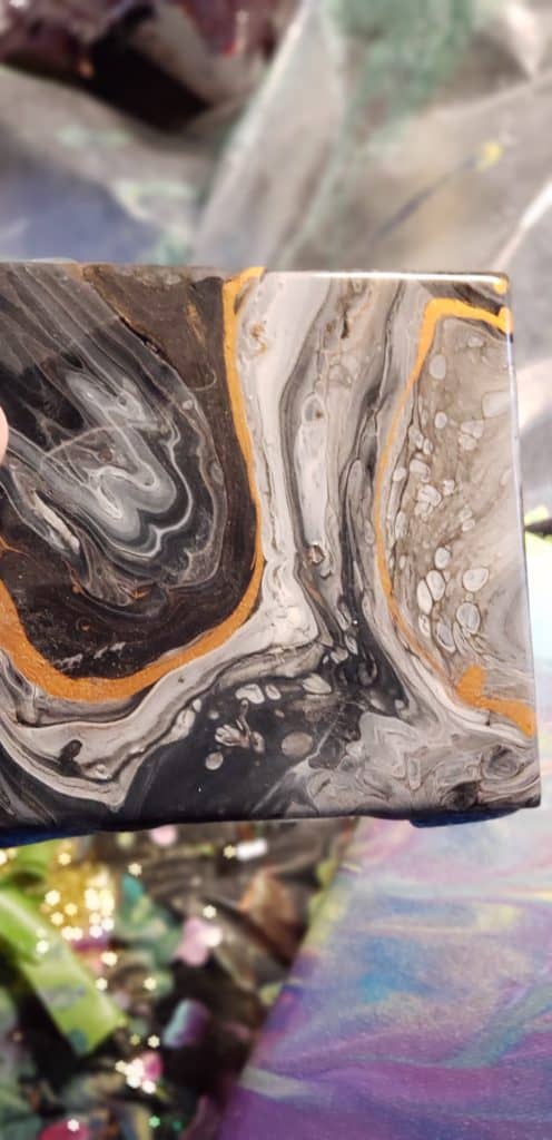Quick and easy acrylic pour