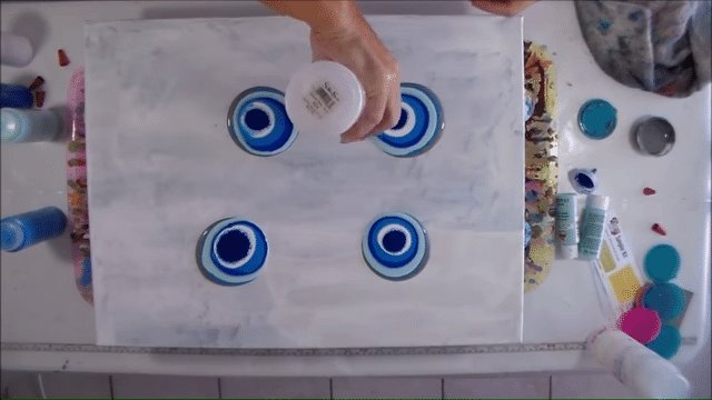 fluid acrylic painting pouring technique puddle pour step