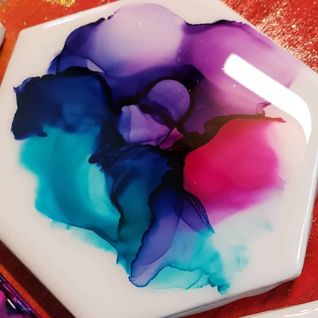 3 Easy & Effective Acrylic Ink Pouring Techniques